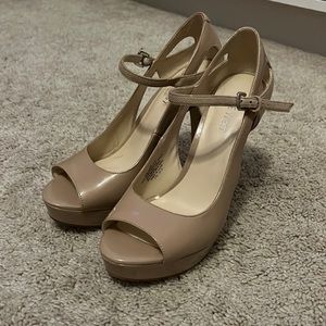 Tan heels